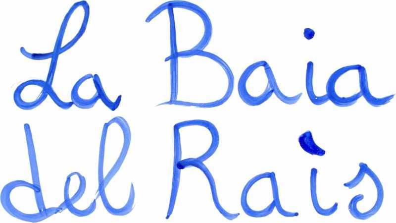 Appartamenti La Baia Del Rais فالكوني المظهر الخارجي الصورة